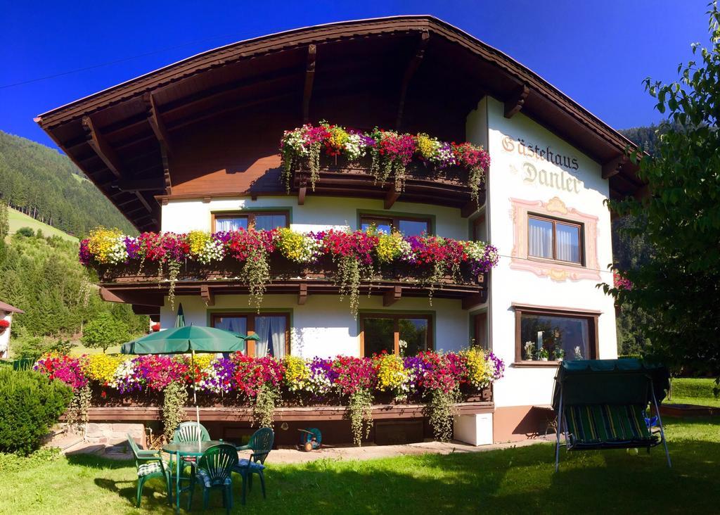 Gaestehaus Danler Neustift im Stubaital Esterno foto